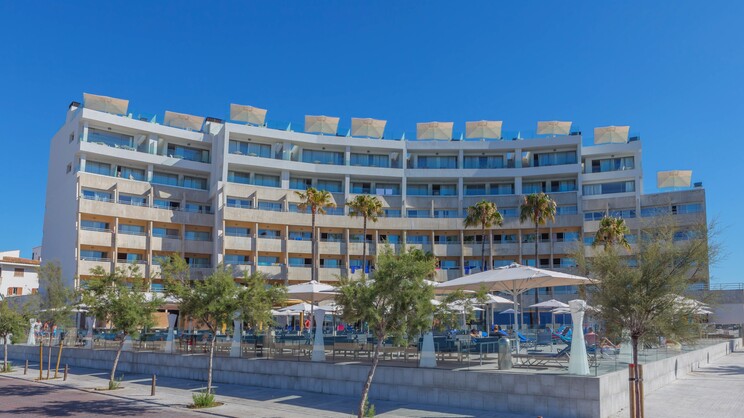 Aparthotel Fontanellas Playa